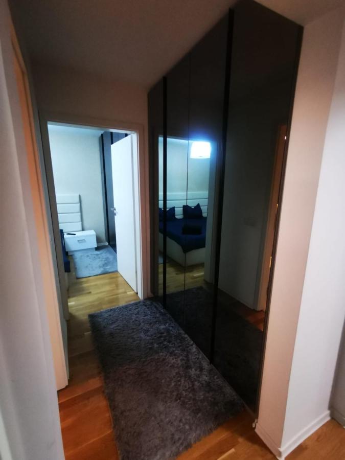 Luxury Apartment. 10 Minutes Taxi Ride To Center Timisoara Exterior photo